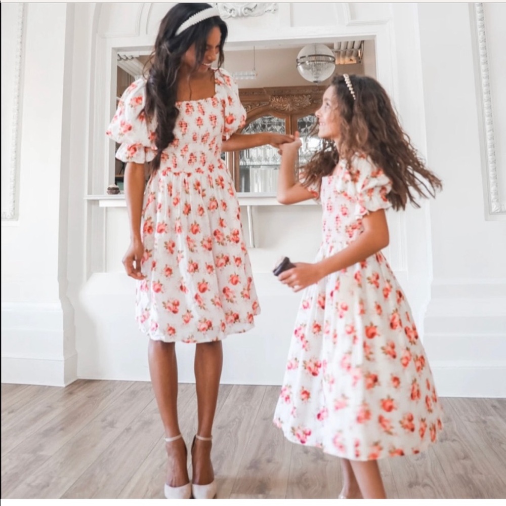 Ivy city smocked puff sleeve dress